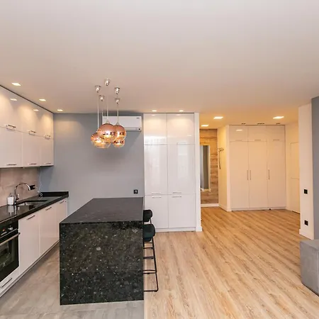 Petrovdom 17-190 In Rc New York Concept House, Antonovycha 74 * Киев